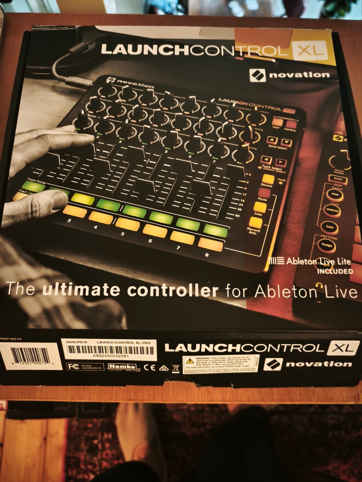 novation launch control XL, Enlèvement ou Envoi