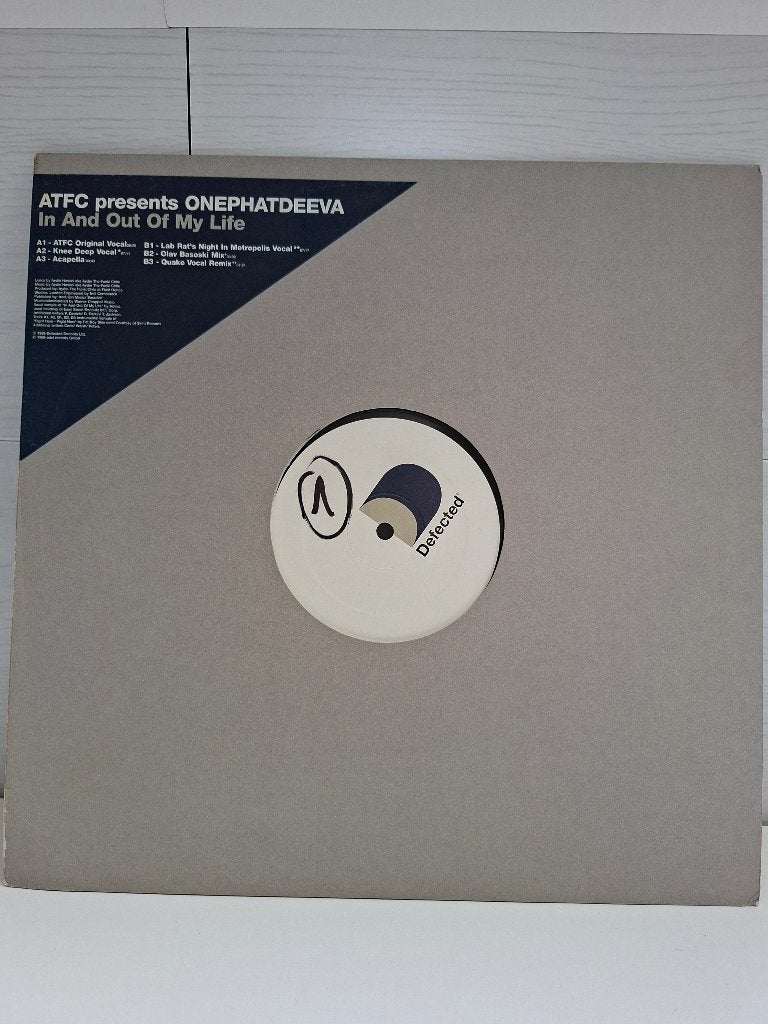 ATFC Presents ONEPHATDEEVA - In and out of my life, CD & DVD, Vinyles | Dance & House, 12 pouces, Enlèvement ou Envoi, Dance populaire