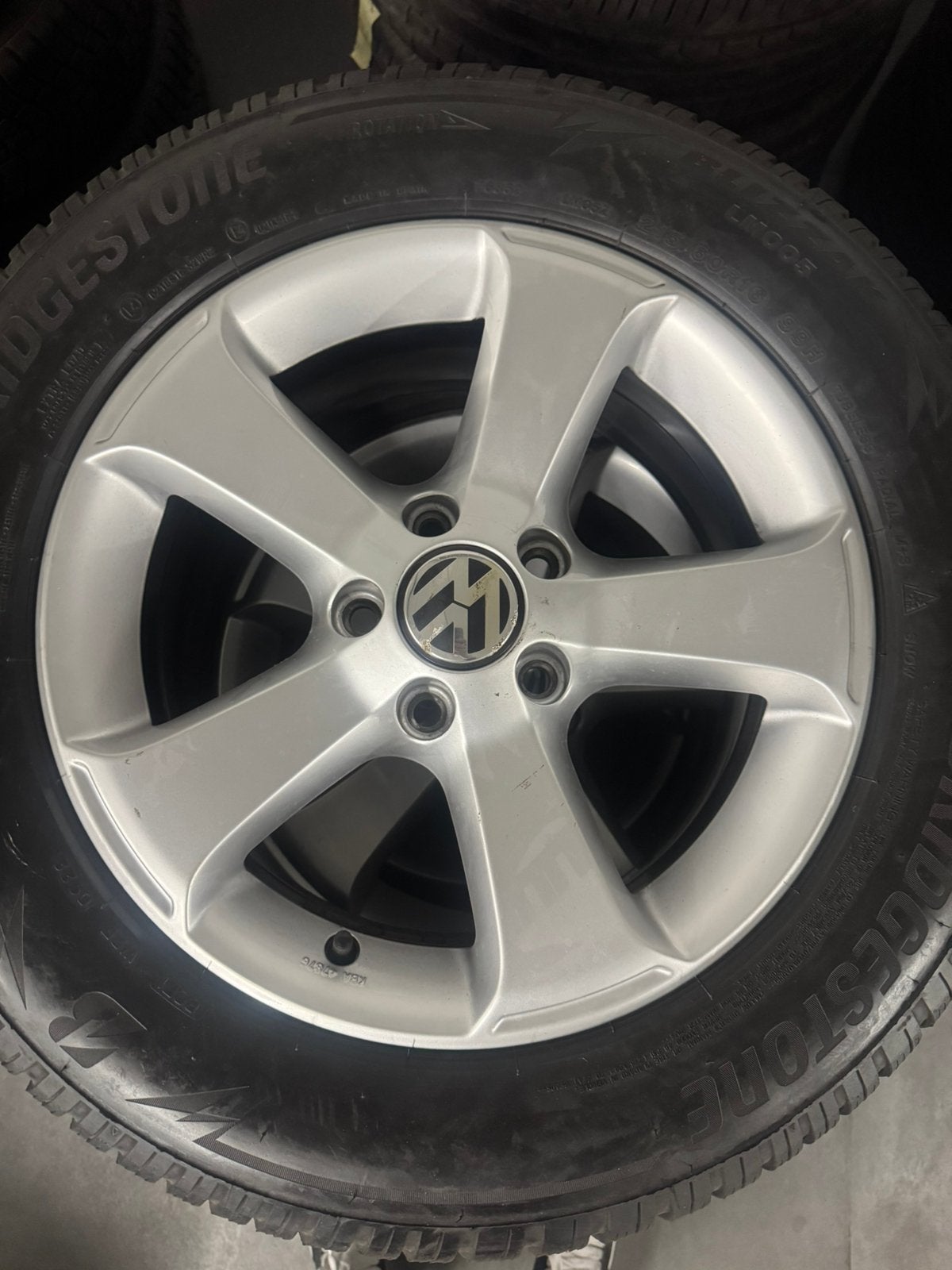 4 jantes VW Sima 16” + pneus hiver Bridgestone, Enlèvement, Pneus hiver, Pneu(s)