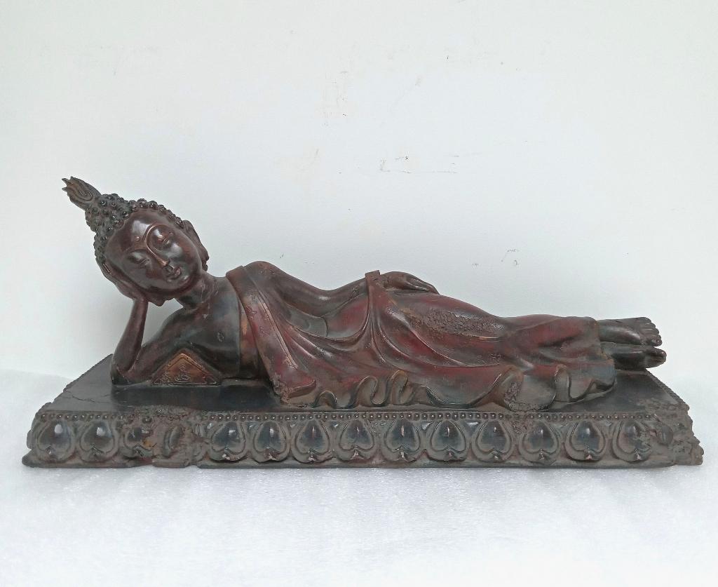 Figure thaïlandaise en résine dure de Bouddha., Antiquités & Art, Envoi