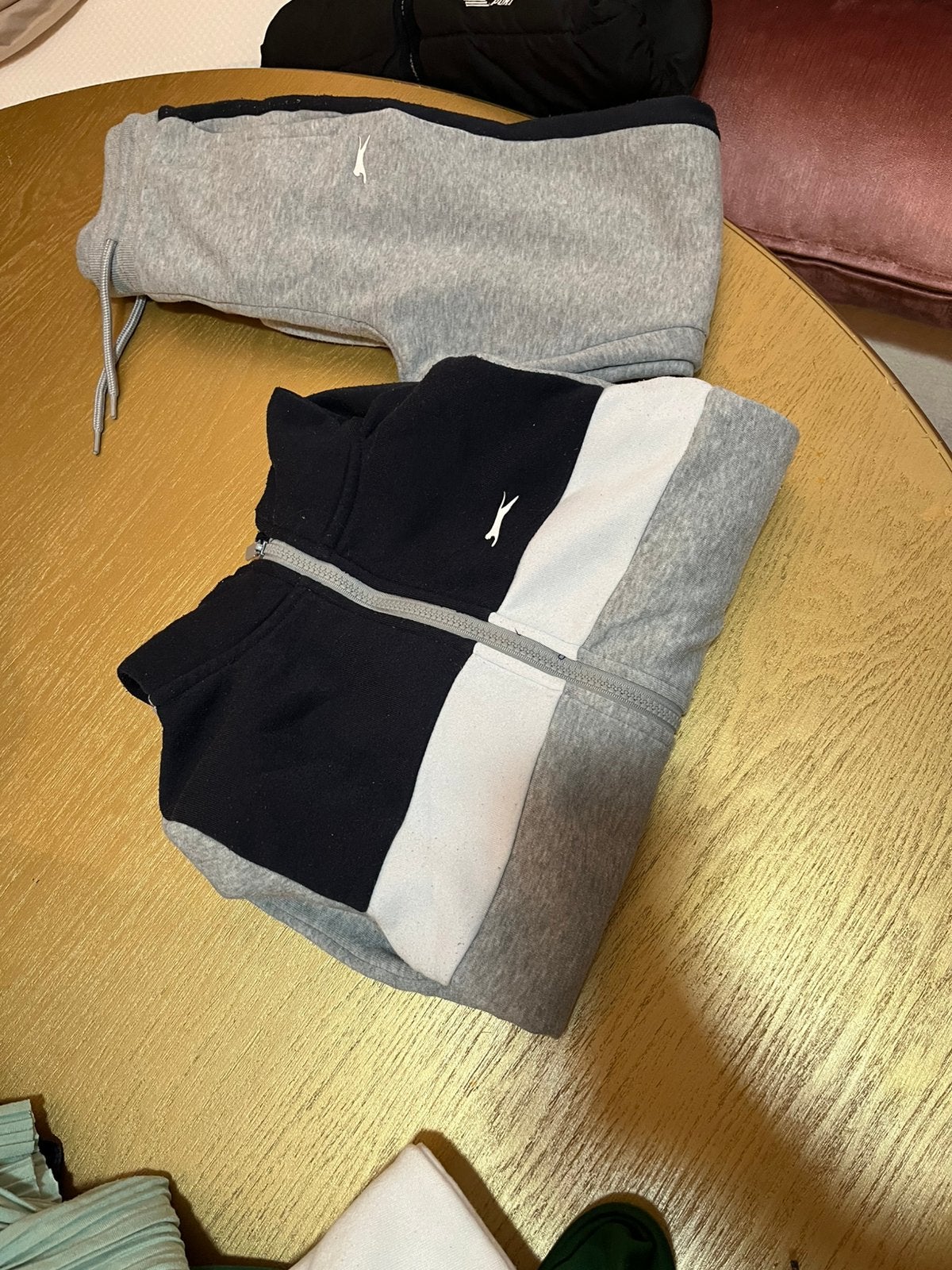 Ensemble pour enfant de 7-8ans, Ophalen, Gebruikt