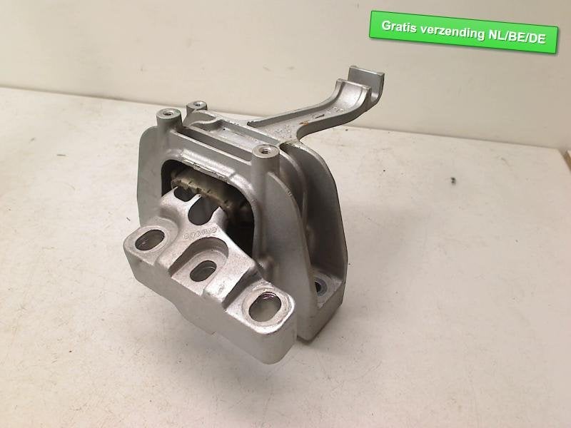MOTORSTEUN Volkswagen Passat (3G2) (3Q0199262), Gebruikt, Volkswagen, Volkswagen AG, Kundenbetreuung@volkswagen.de