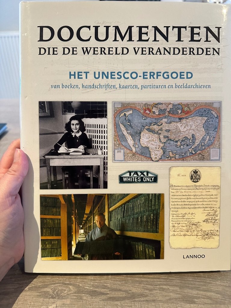 Documenten die de wereld veranderden, Livres, Histoire mondiale, Enlèvement, Comme neuf