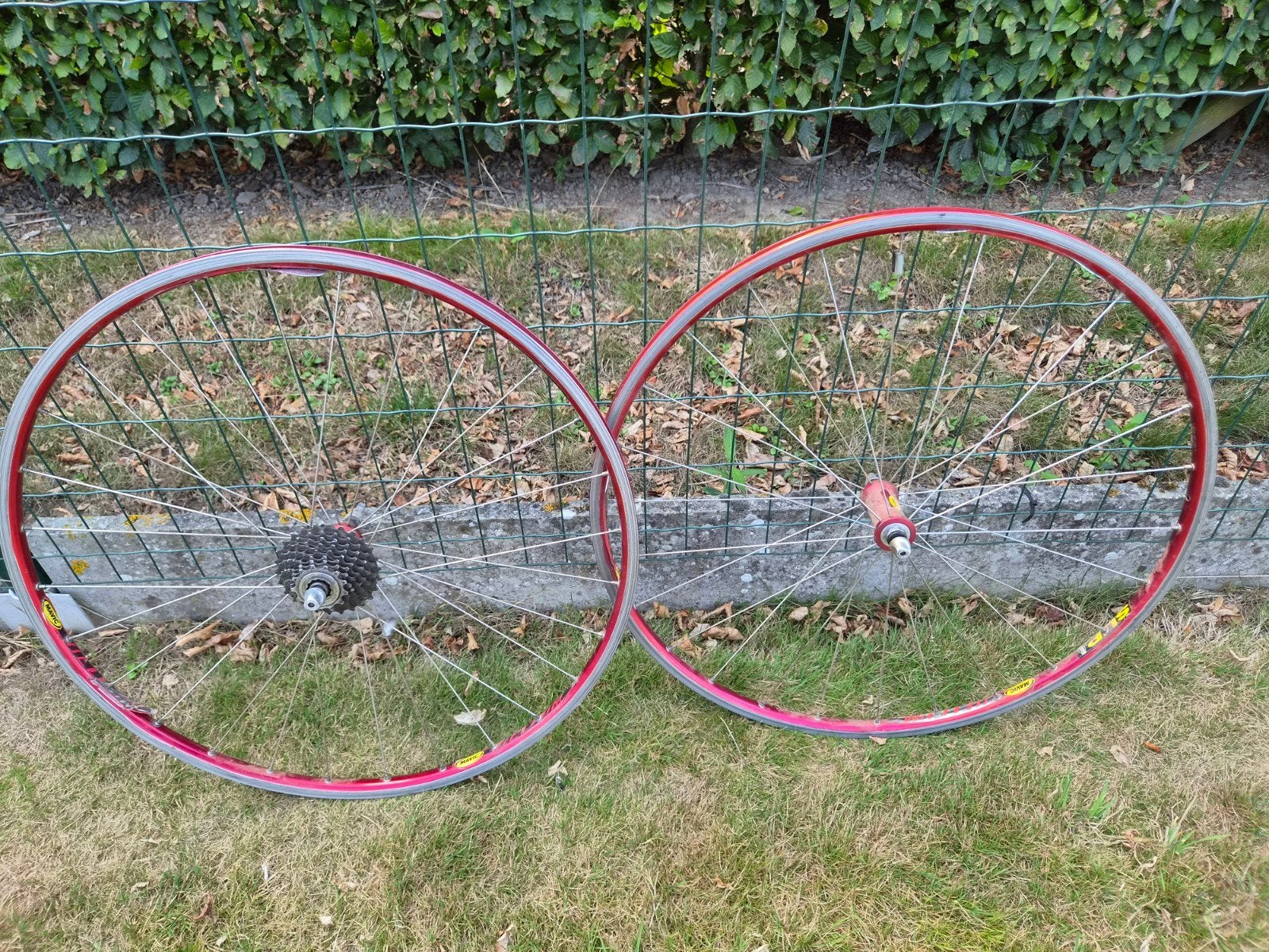 vintage mavic helium race velgen 28 inch, Ophalen
