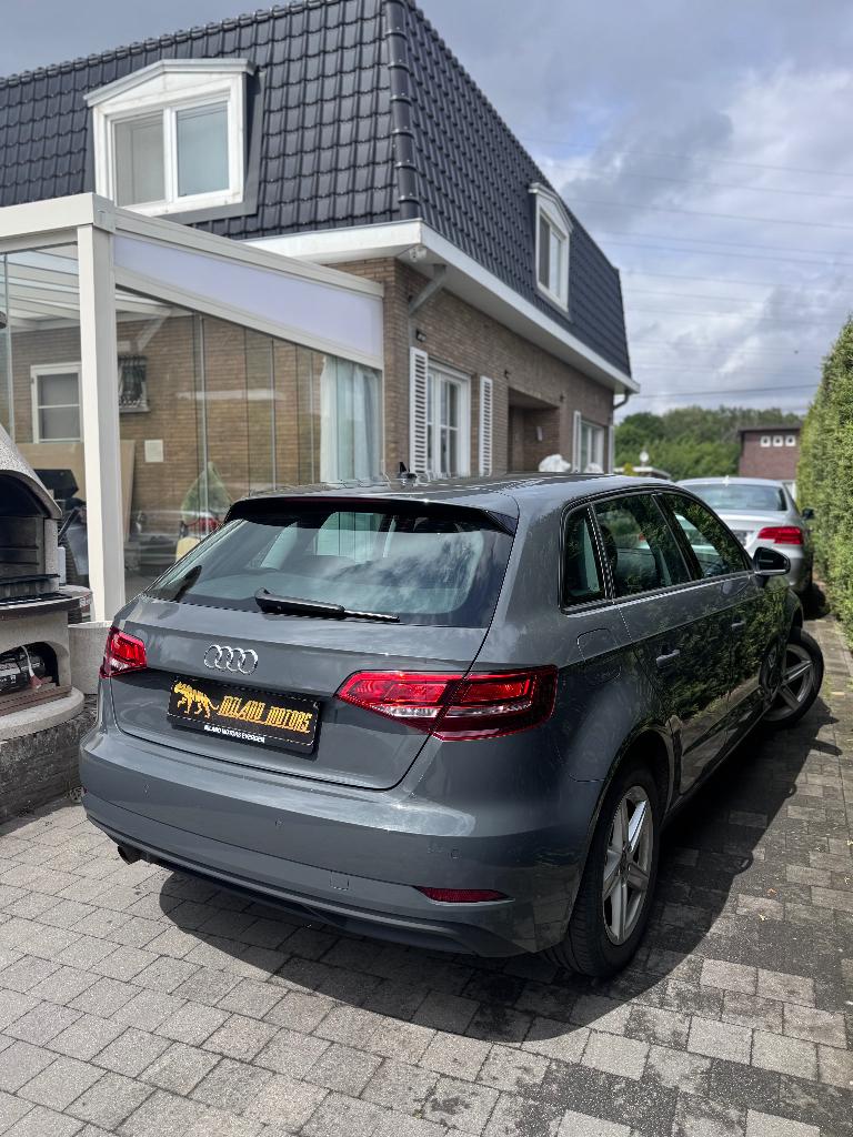 Audi A3 1.0TFSI Perfecte staat 2019, Voorwielaandrijving, Stof, Euro 6, Zwart