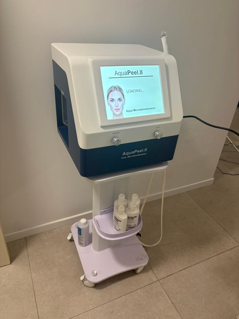 Appareil Hydrafacial / Aqua Peel professionnel Celestetic, Enlèvement