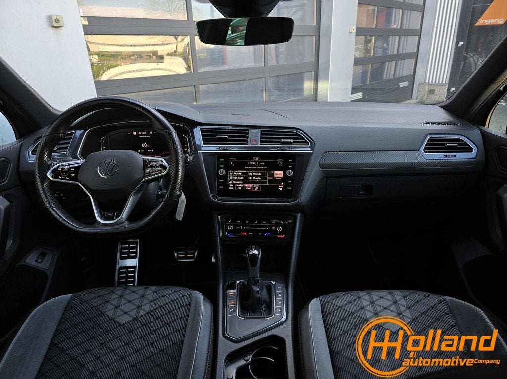 Volkswagen Tiguan 1.4 TSI eHybrid R-Line Business+|ACC|TREKH, Auto's, 245 pk, Euro 6, 4 cilinders, 5 zetels