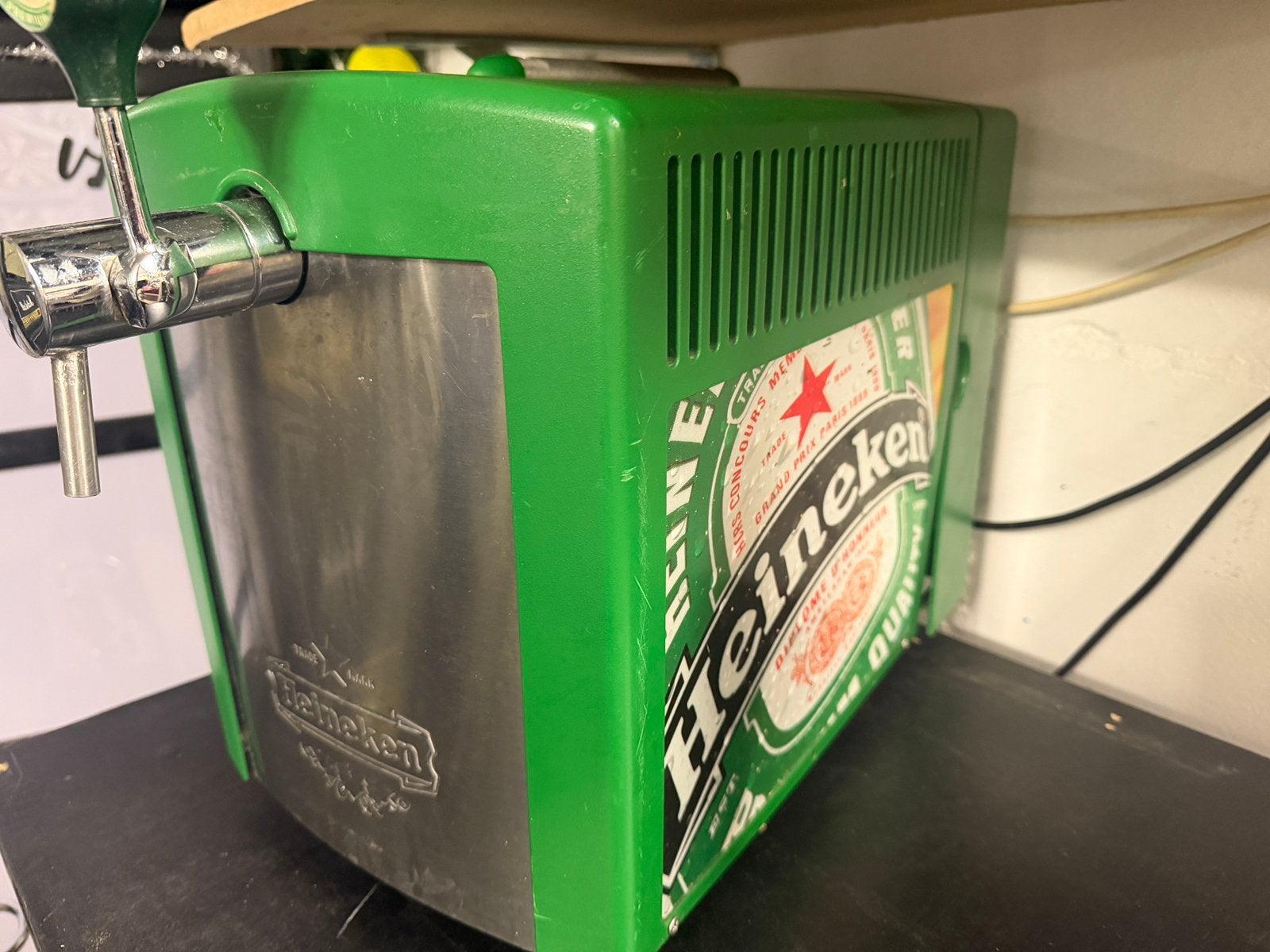 Complete tap instalatie plus twee koolzuur flessen, Elektronische apparatuur, Ophalen, Zo goed als nieuw