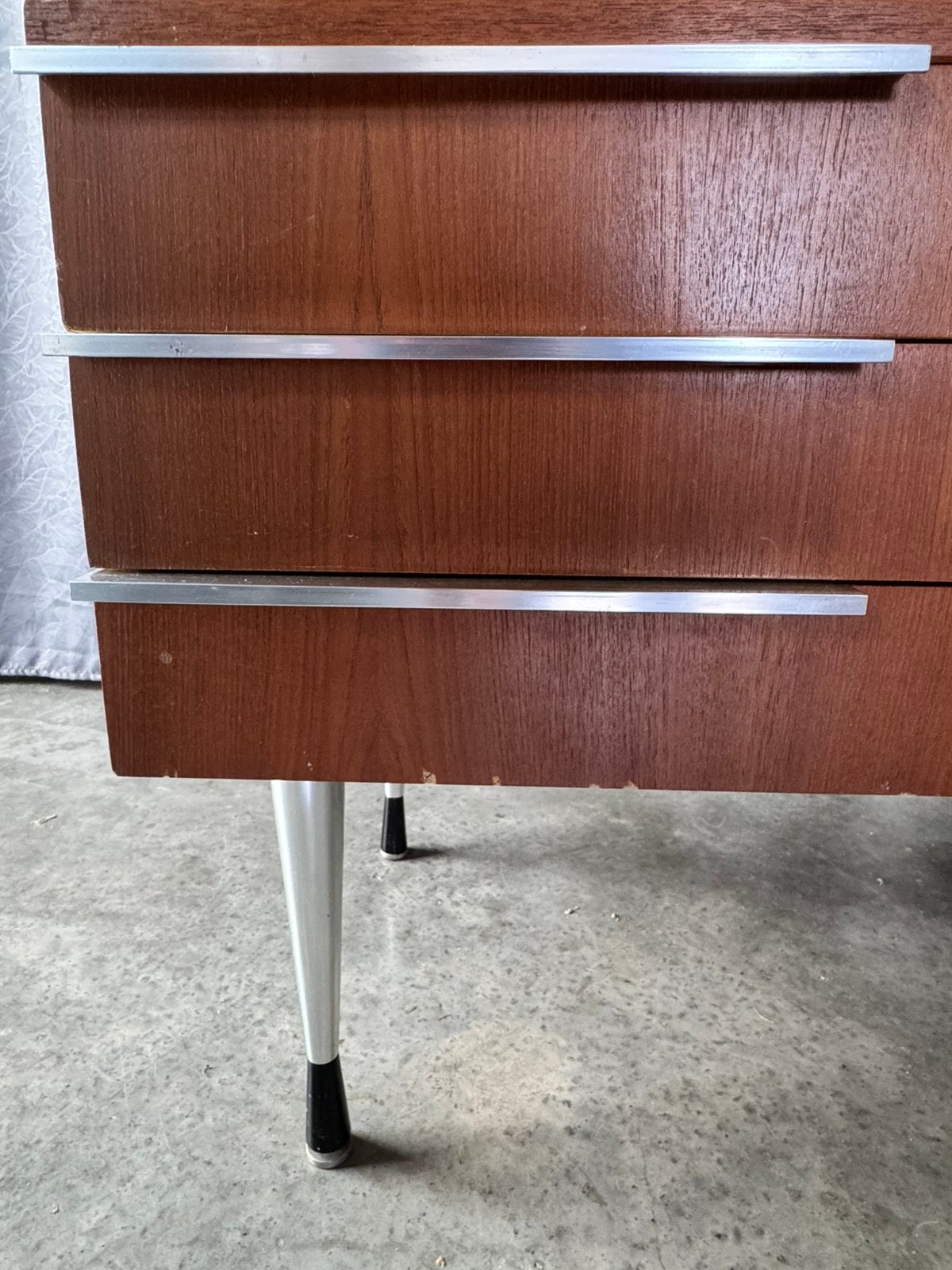 Vintage mid-century ladekast met spiegel – retro dressoir, Ophalen