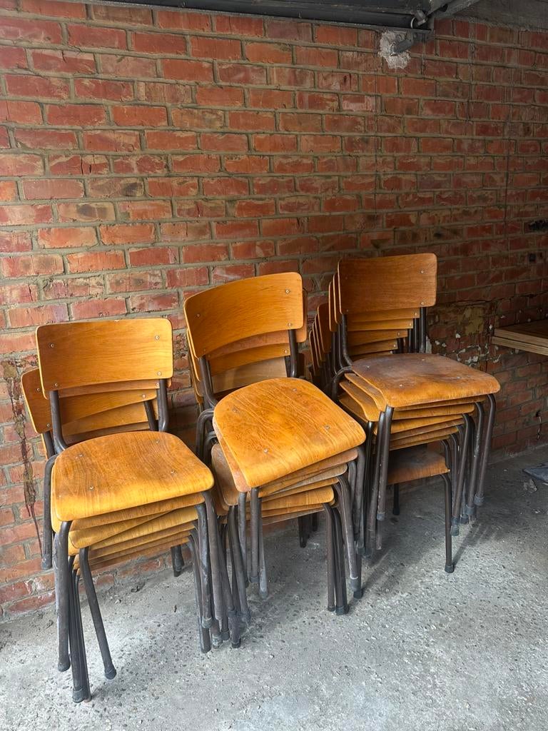 Vintage schoolstoelen / industriële stoelen – 35 stuks, Huis en Inrichting, Ophalen, Gebruikt