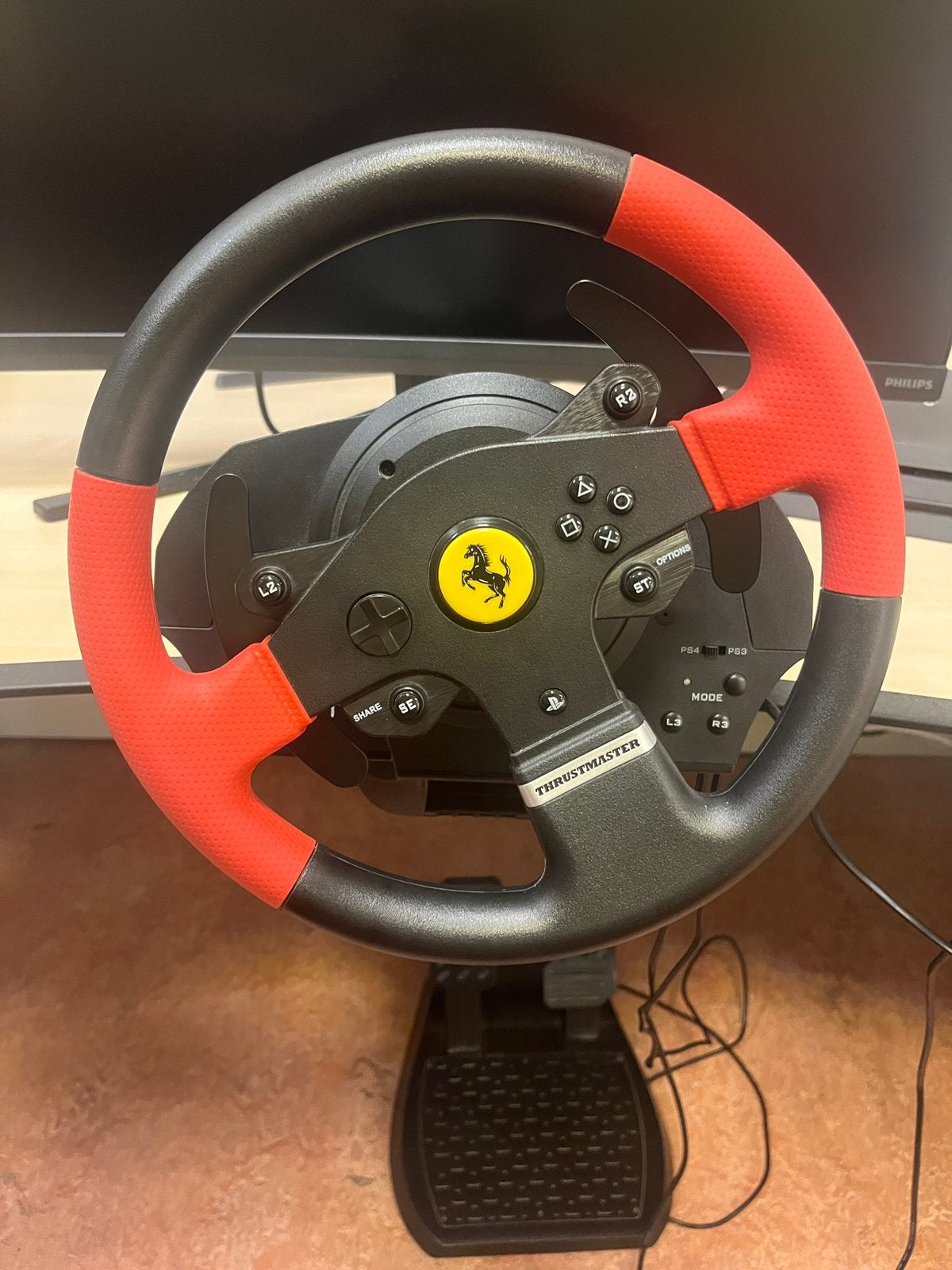 PlayStation 4 + ferrari racestuur + pedalen + racegames, Games en Spelcomputers, Ophalen of Verzenden, Zo goed als nieuw