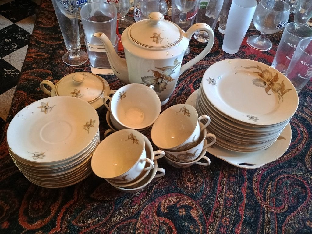 Service à café 12 personnes ( !! 9tasses !! ), Enlèvement