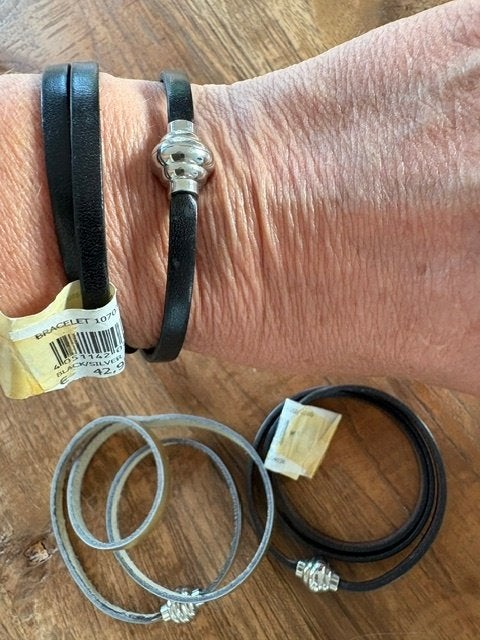 3 nouveaux bracelets, Bijoux, Sacs & Beauté, Bracelets, Enlèvement ou Envoi, Neuf, Noir, Autres matériaux