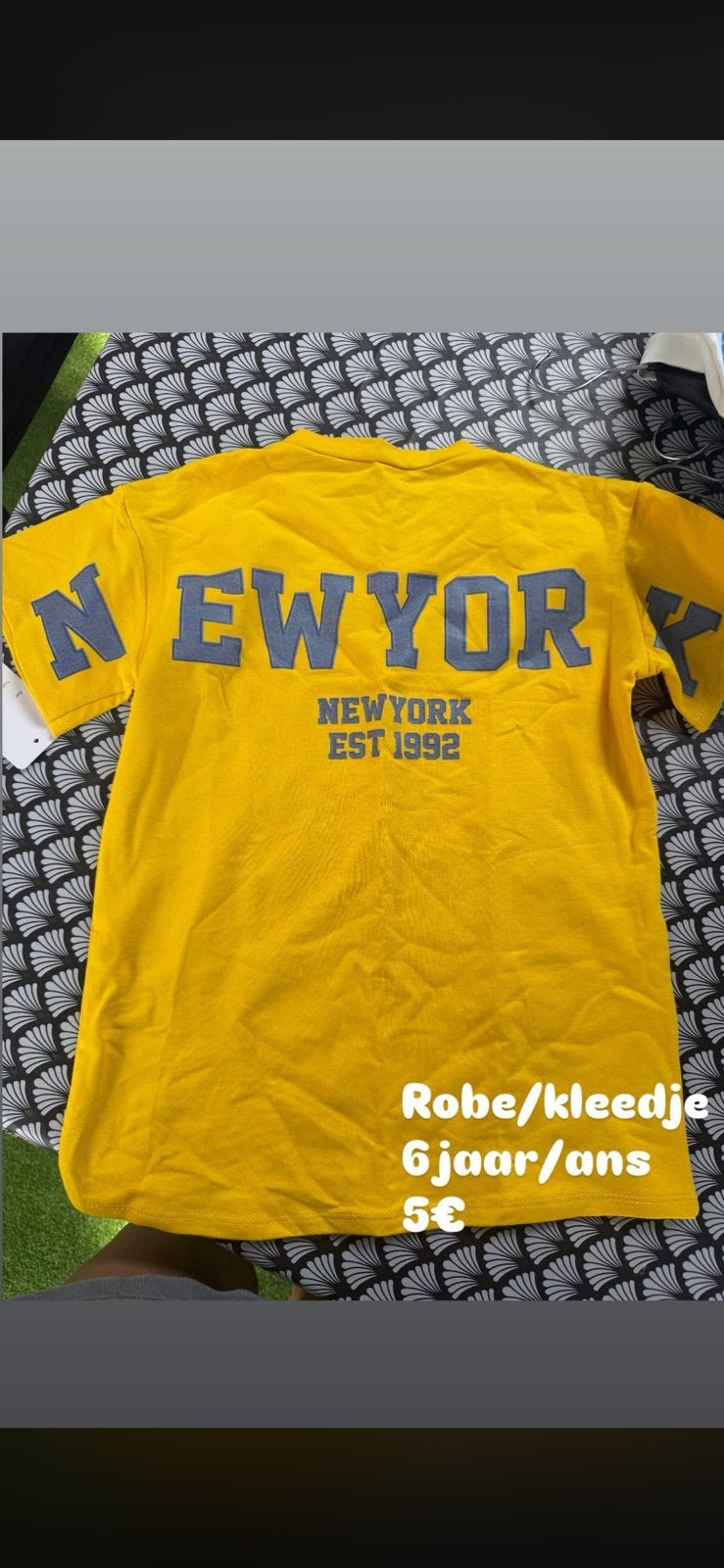 Kleedje 6 jaar in geel nieuw, Kinderen en Baby's, Kinderkleding | Maat 122, Verzenden, Nieuw, Meisje, Jurk of Rok