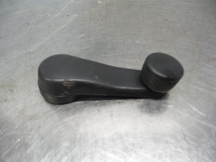 Manivelle de vitre d'un Volkswagen Transporter (Transporter, Volkswagen, -, 3 mois de garantie, Utilisé