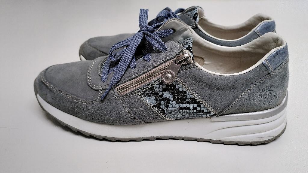 Sneakers merk Rieker, Kleding | Dames, Schoenen, Ophalen, Zo goed als nieuw, Sneakers, Grijs