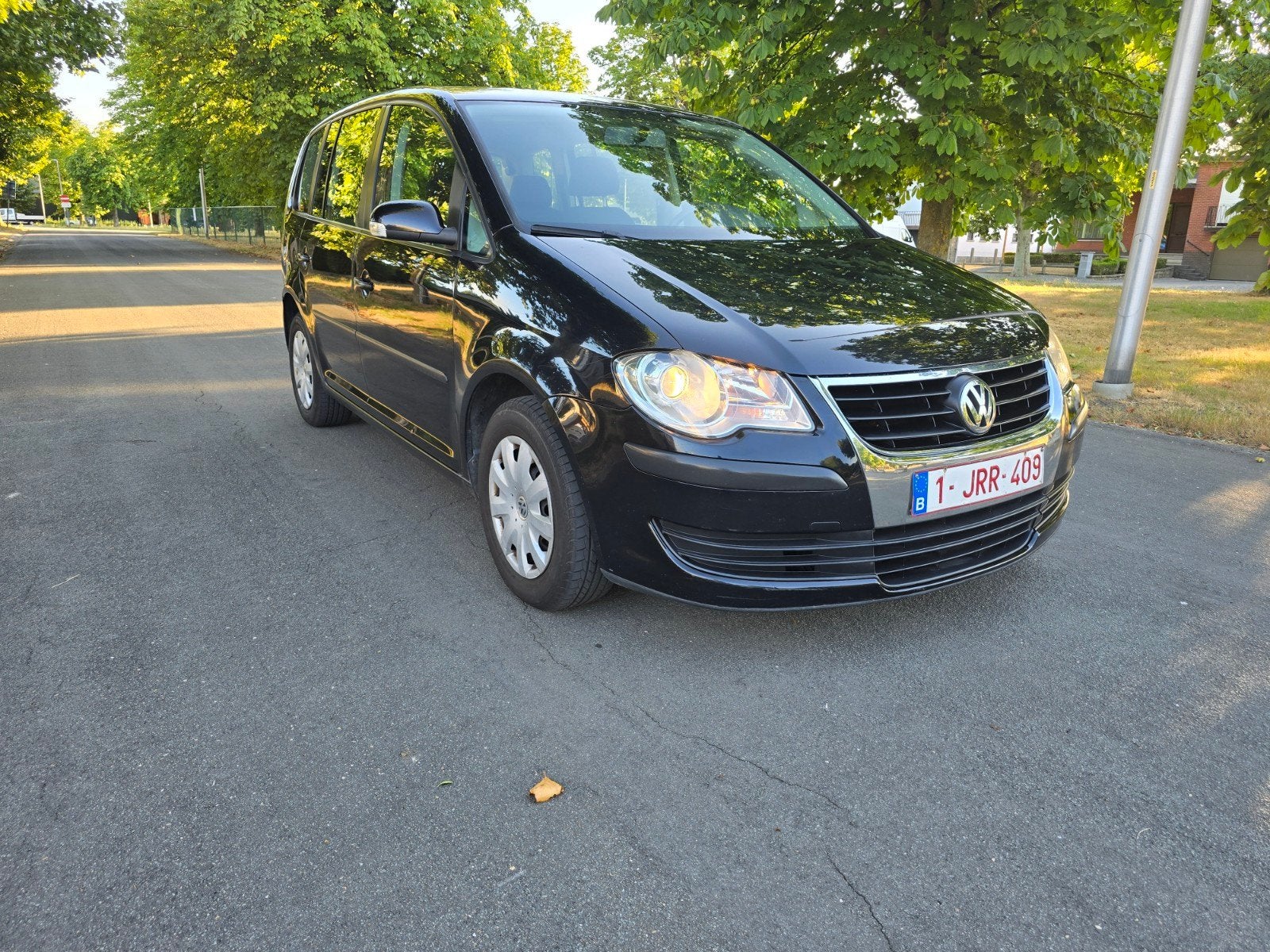 touran 1.9 tdi 7pl, Automatische klimaatregeling, Zwart, 4 cilinders, Particulier