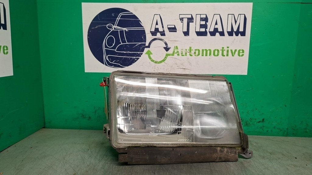 KOPLAMP RECHTS Mercedes-Benz E (W124) (01-1984/06-1995), Gebruikt, Mercedes-Benz, Dialog.mb@mercedes-benz.com, Mercedes-Benz AG