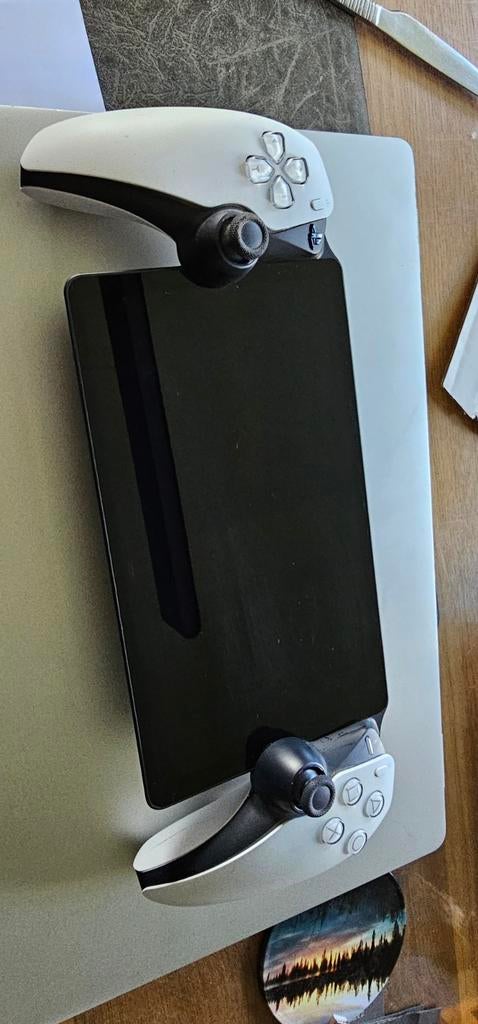 Playstation Portal, Ophalen