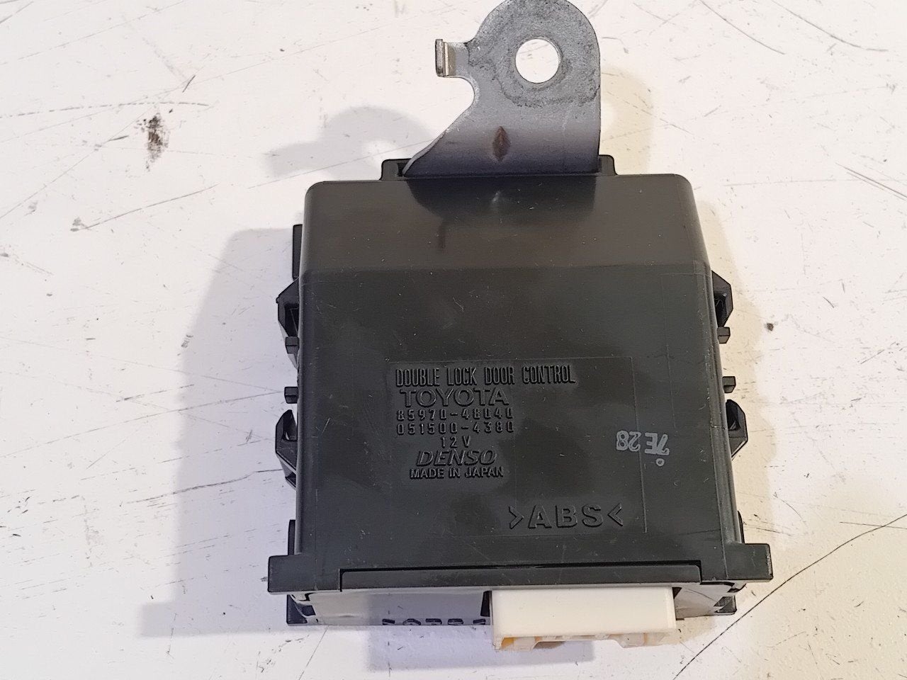 Computer centrale vergrendeling Toyota C-HR, Onderdelen@venauto.nl, Van der Ven Autorecycling B.V., Ettenseweg 76, 4706 PB Roosendaal, The Netherlands
