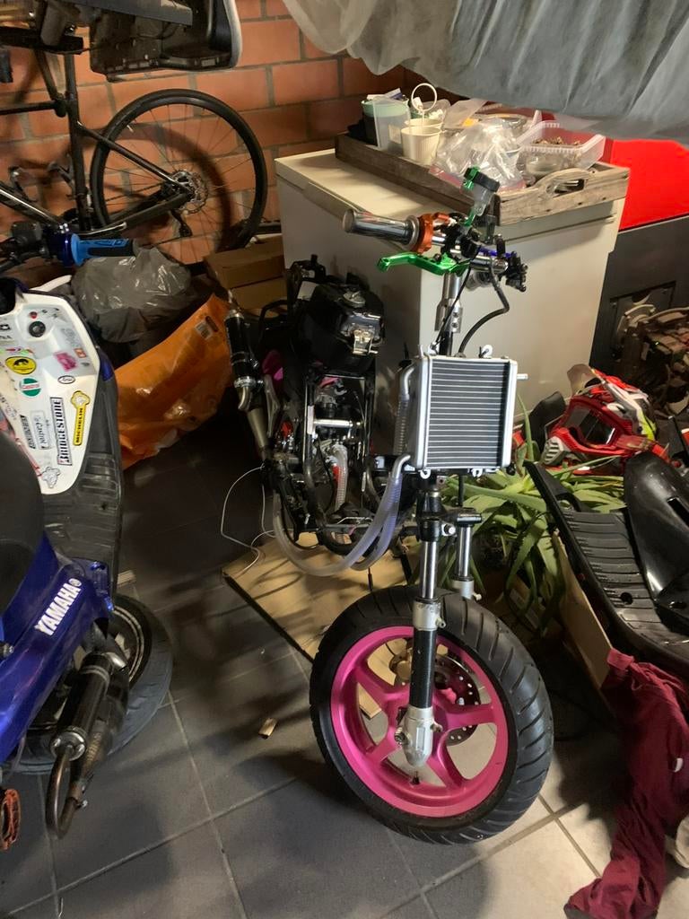 Spitro, Ophalen, 70 cc, Klasse A (25 km/u), Zo goed als nieuw