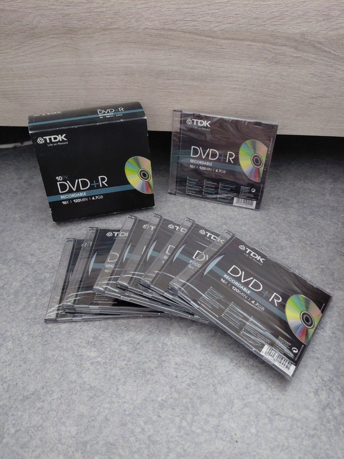 Lot de 8 DVD vierges, Enlèvement ou Envoi, Neuf, dans son emballage, Vierge