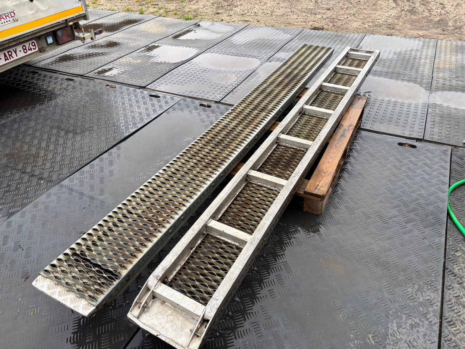 Oprijrampen 3 meter, Articles professionnels, Machines & Construction | Grues & Excavatrices, Enlèvement, Autres types