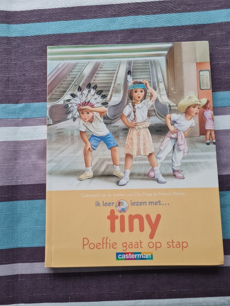 Tiny boeken, Ophalen