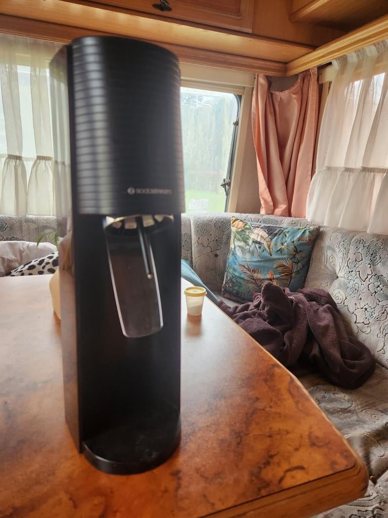 Sodastream + 2 CO2 flessen, Elektronische apparatuur, Bruiswatermachines, Ophalen of Verzenden