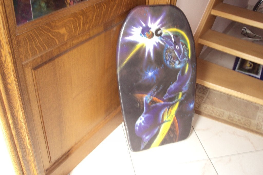 Nieuw bodyboard met koordje en dolfijnen, Enlèvement ou Envoi, Neuf, Funboard, Avec cordage