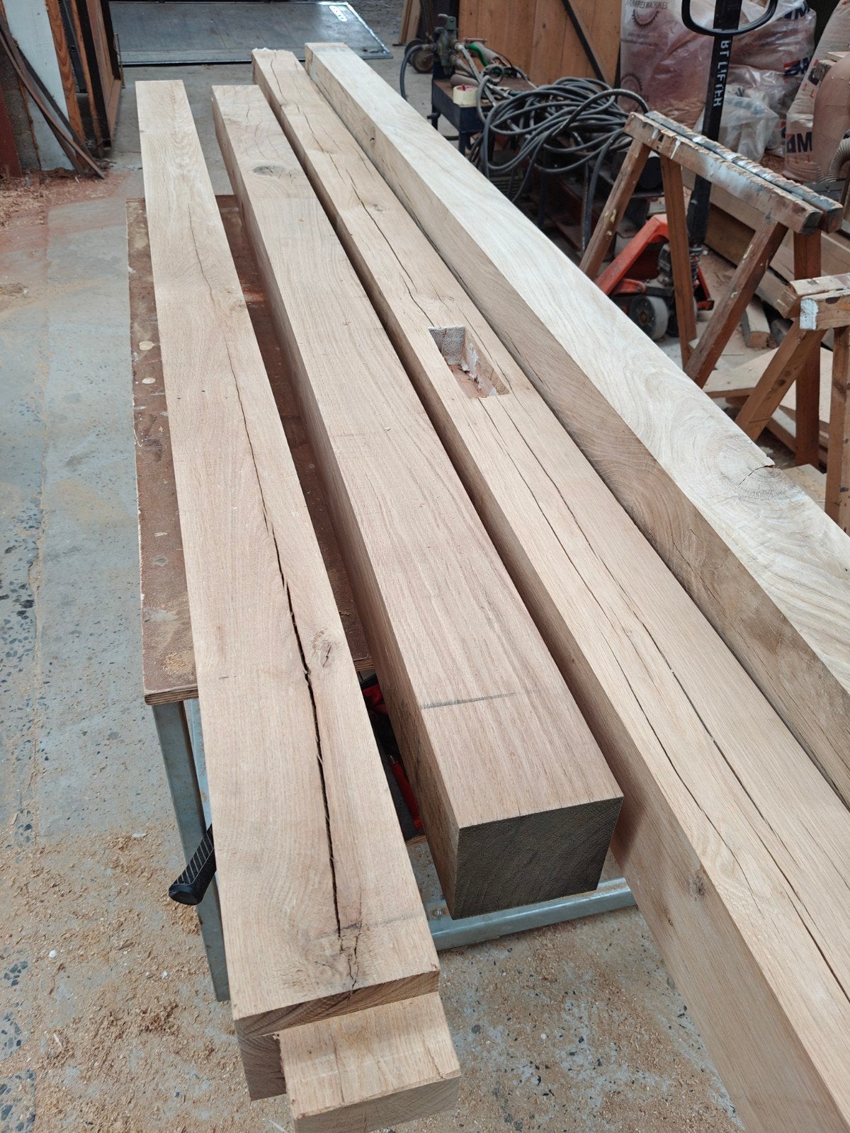 Frans eik balken en keepers, Doe-het-zelf en Bouw, Hout en Planken, Ophalen, Balk