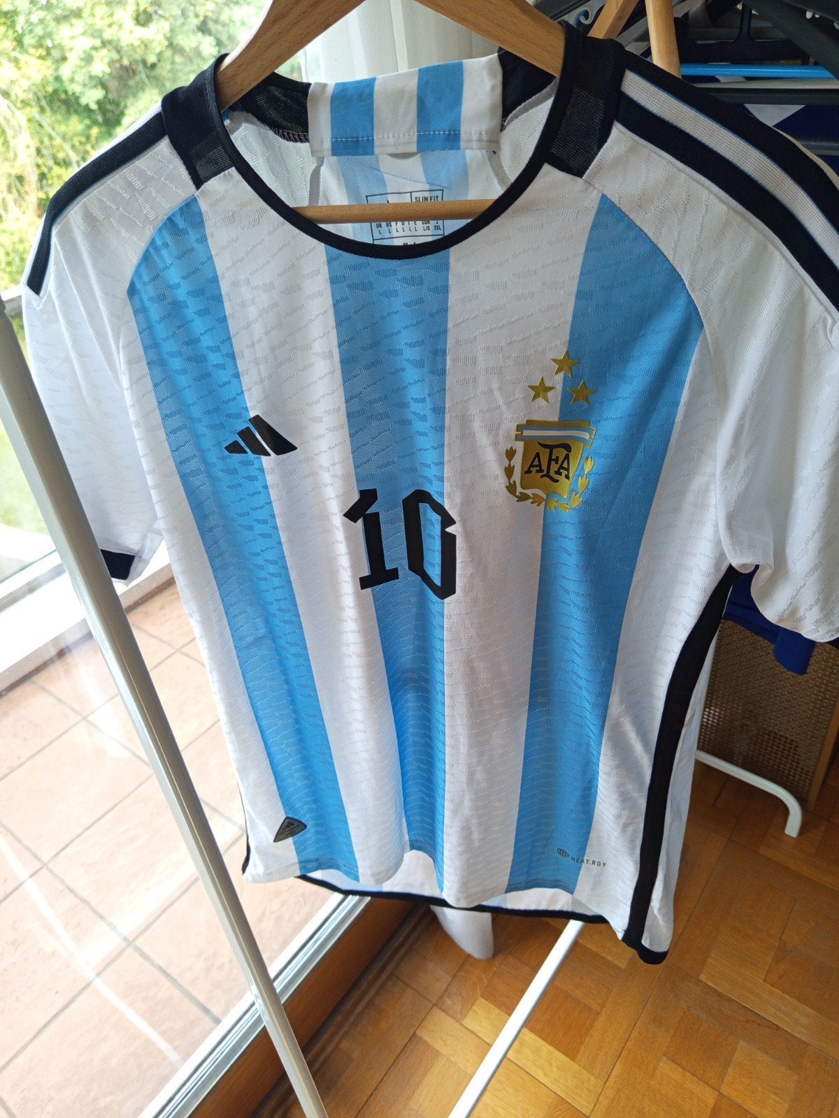 Jersey voetbalshirt Argentinië nr.10 Lionel Messi, Sport en Fitness, Voetbal, Maat L, Ophalen, Nieuw, Shirt