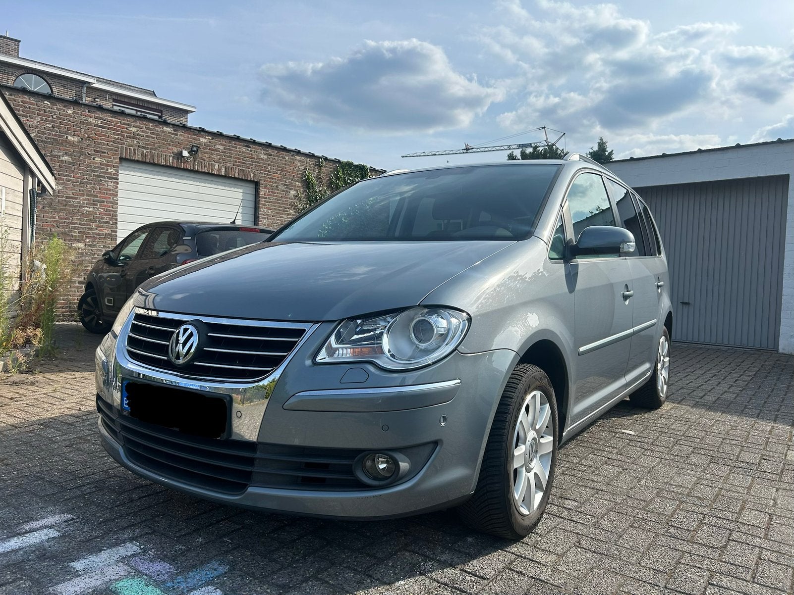 Vw Touran 1.4TSI Highline 7-zit grote navi met garantie, Auto's, Voorwielaandrijving, 4 cilinders, 7 zetels, Handgeschakeld