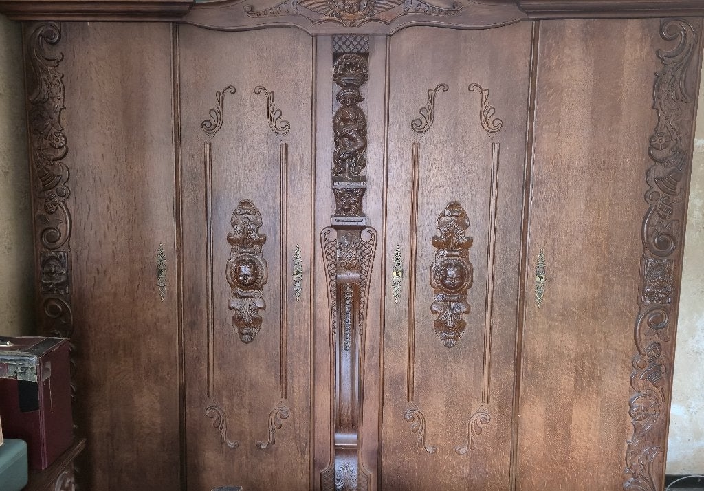 slaapkamer antiek, Enlèvement