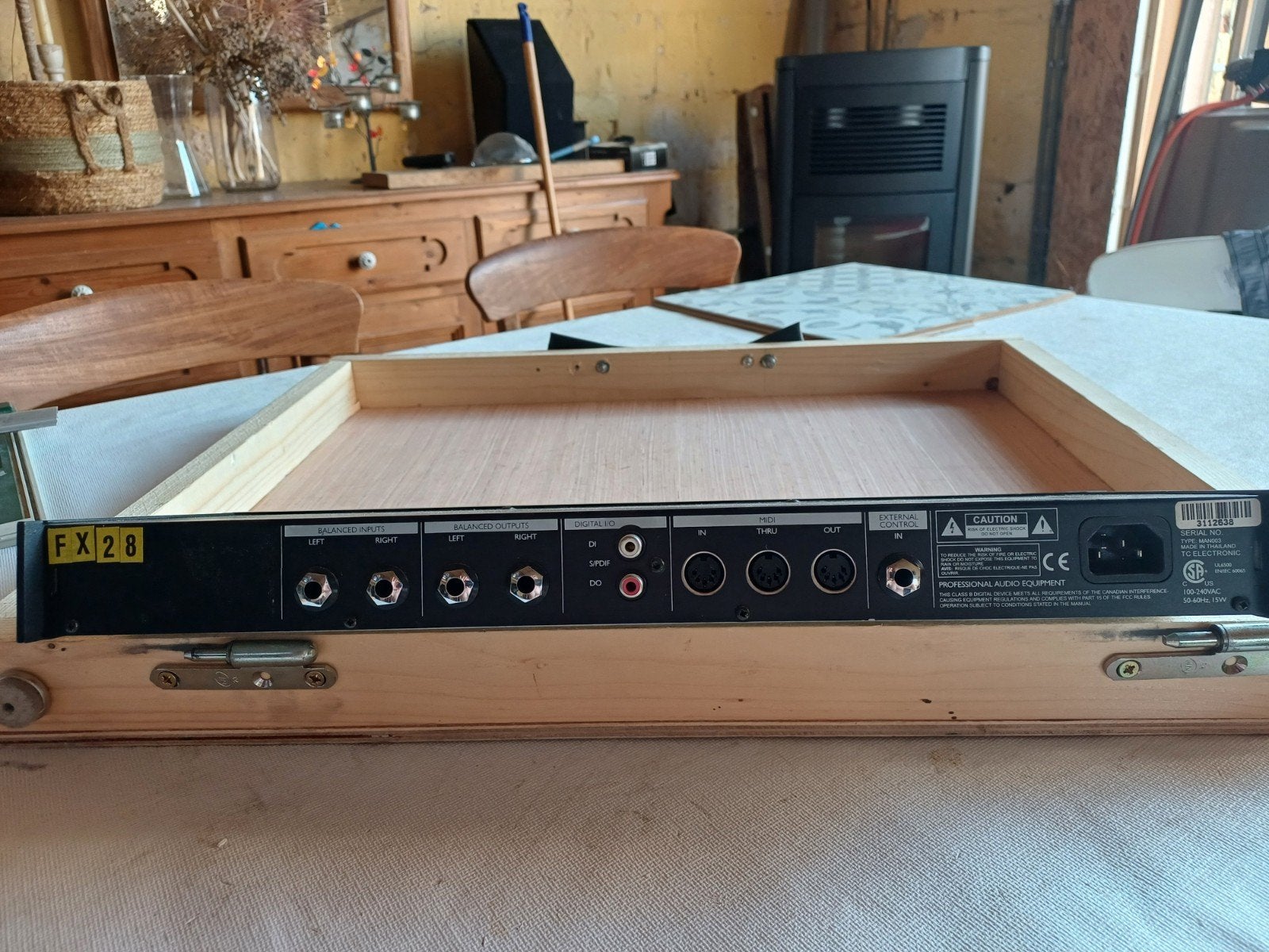 TC electronics  D -TWO multitap rhythm delay, Muziek en Instrumenten, Ophalen