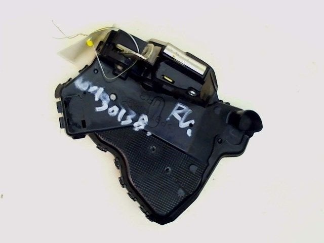 SERRURE DE PORTE RODS AVANT DROIT Toyota Corolla (E12), Utilisé, Toyota