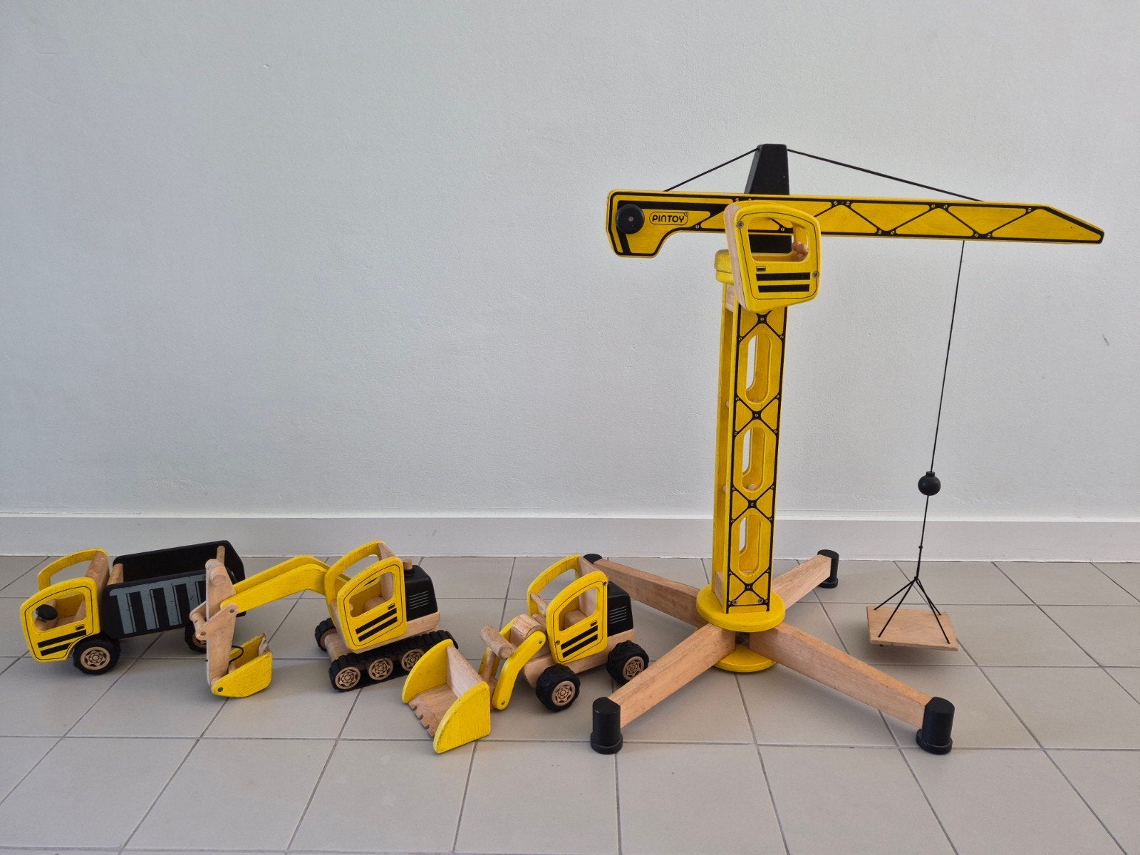 lot houten voertuigen Pintoy en blokken, Ophalen