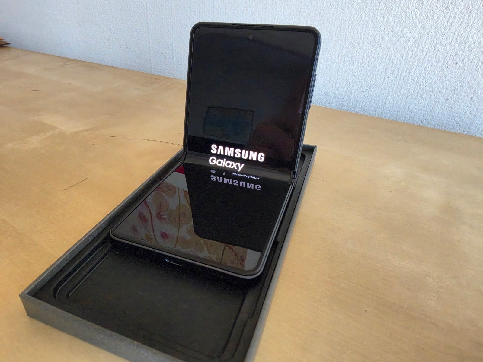 Samsung Z Flip 8, Zwart, Nieuw, Ophalen of Verzenden, Zonder simlock