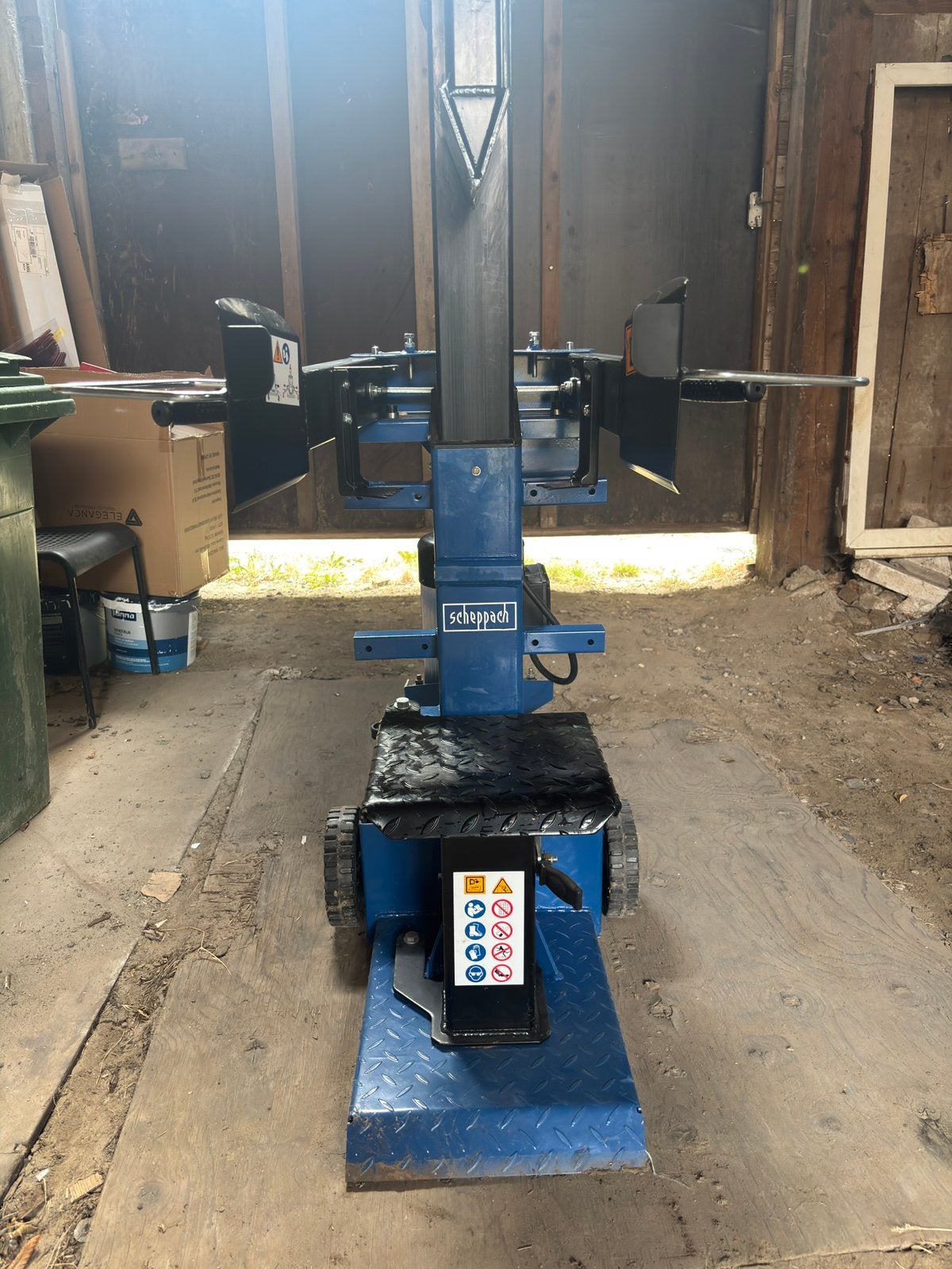 Compact 8T houtklover 230V – 8 ton – 2024, Tuin en Terras, Ophalen, Staand, Nieuw, Elektrisch