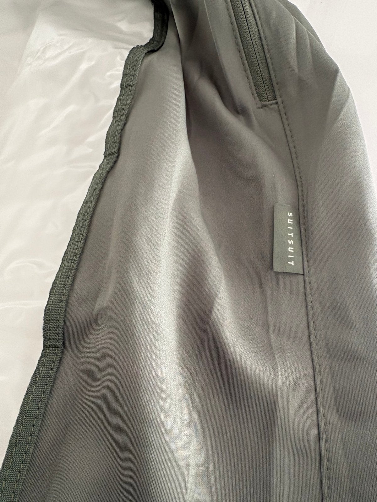 Beschermhoes Suitsuit koffer, 60 tot 70 cm, Ophalen of Verzenden, Zo goed als nieuw, Zacht kunststof