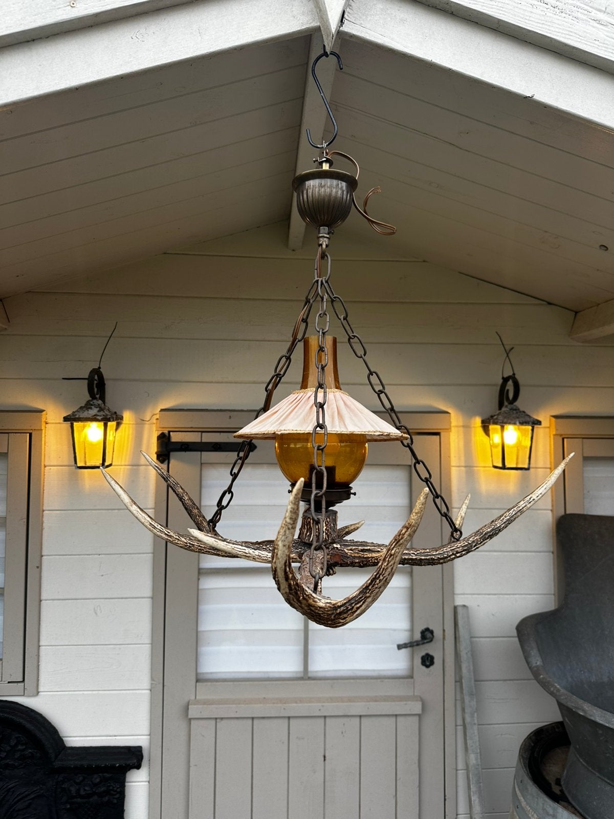 Gewei lamp, Ophalen