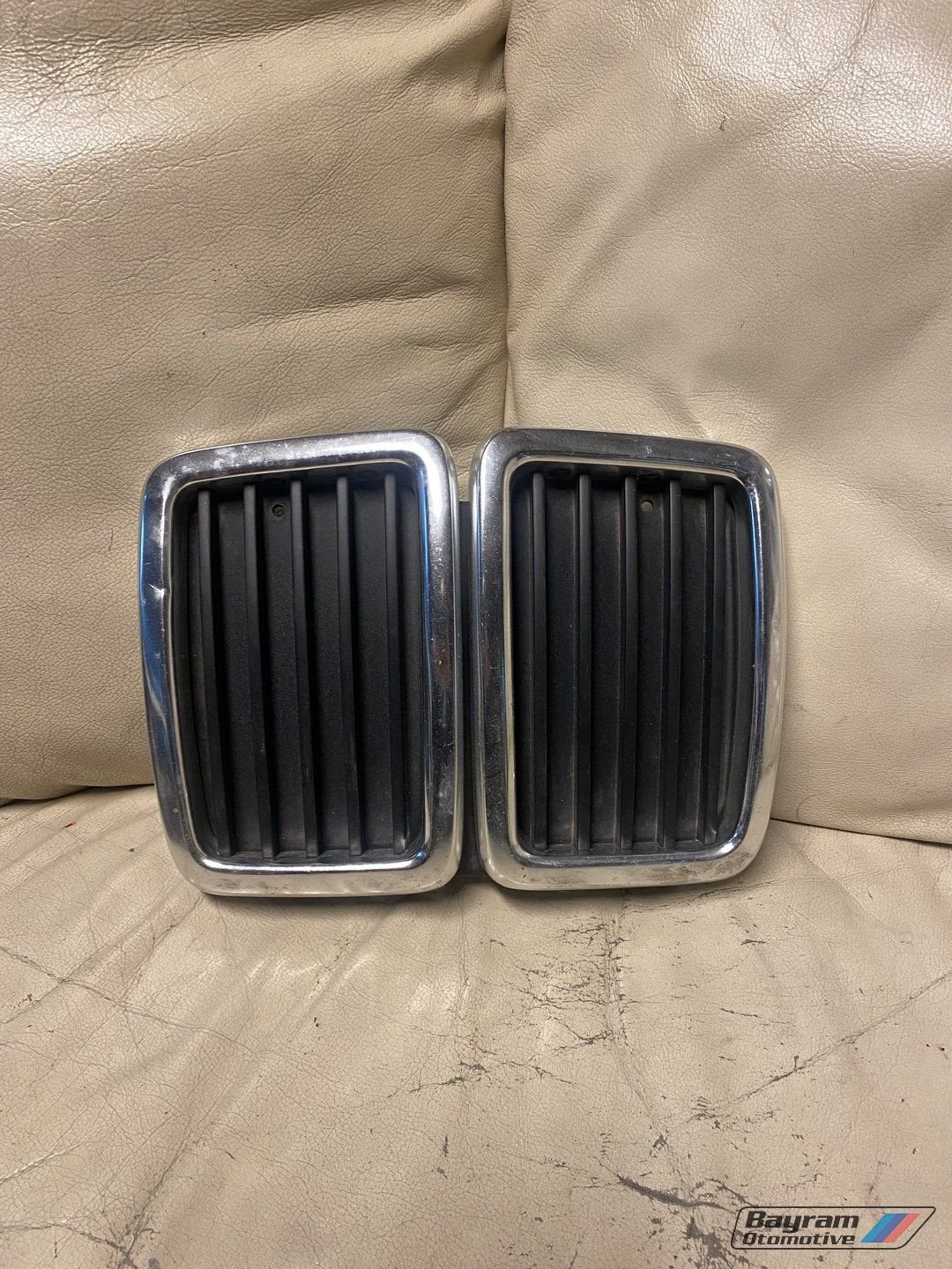 Bmw E23 grille chroom nieren 7-serie 1916509 front, -, Utilisé, -, Enlèvement ou Envoi
