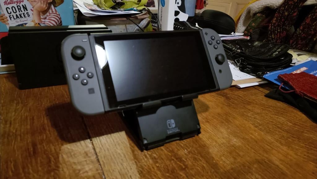 Nintendo Switch V2 (betere batterij) pakket !, Avec jeux, Enlèvement, Utilisé, Switch Original