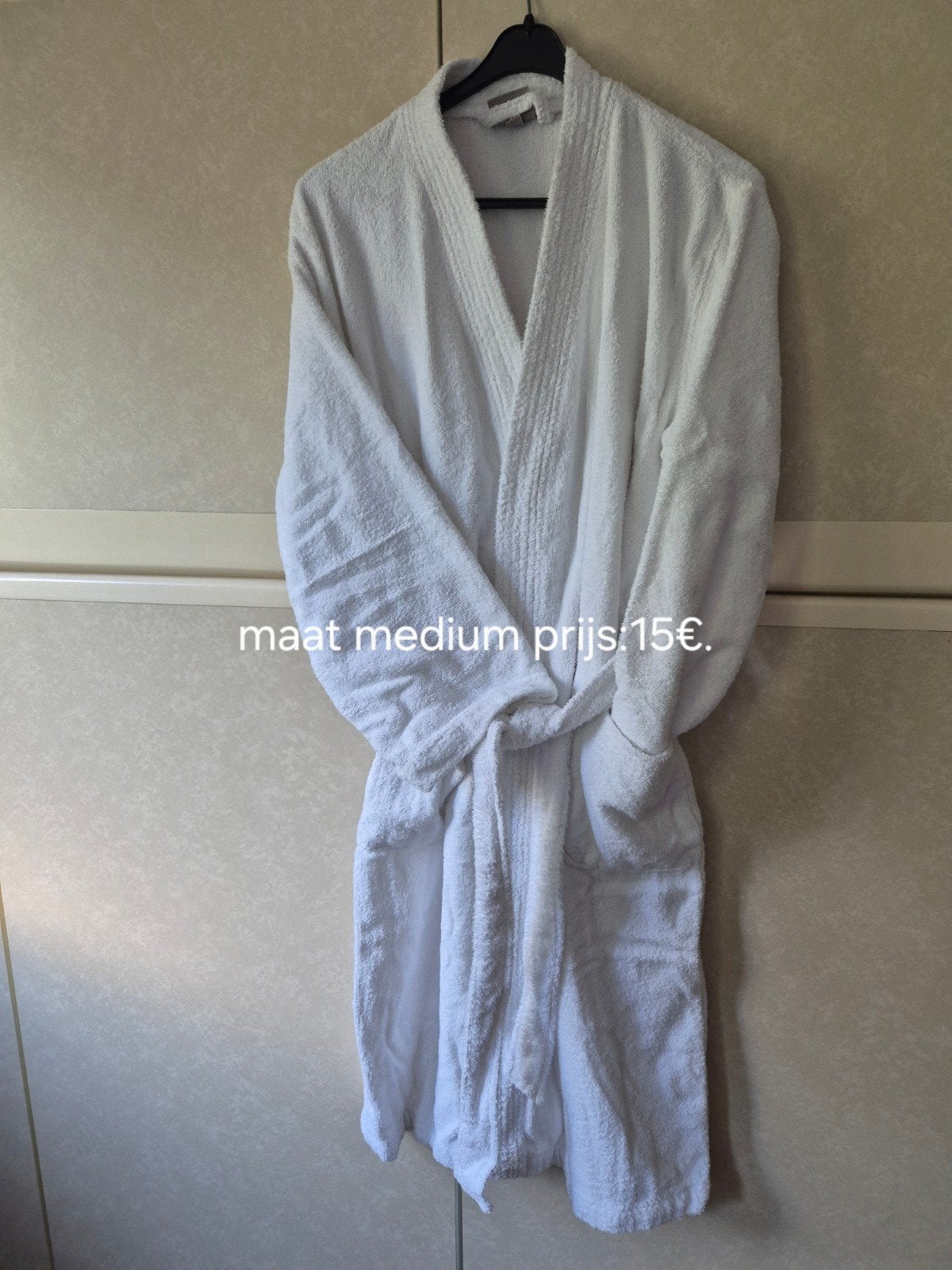 Badjassen dames kleur wit. Maten vermeld. Prijs 15€ per stuk, Ophalen, Wit