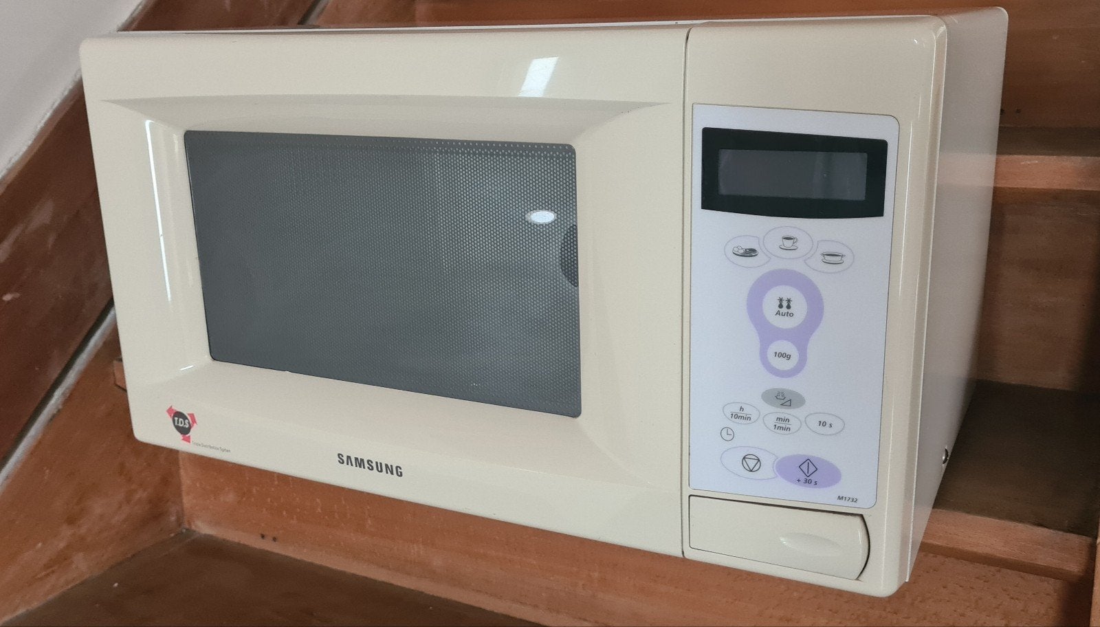 Micro-ondes Samsung, Enlèvement