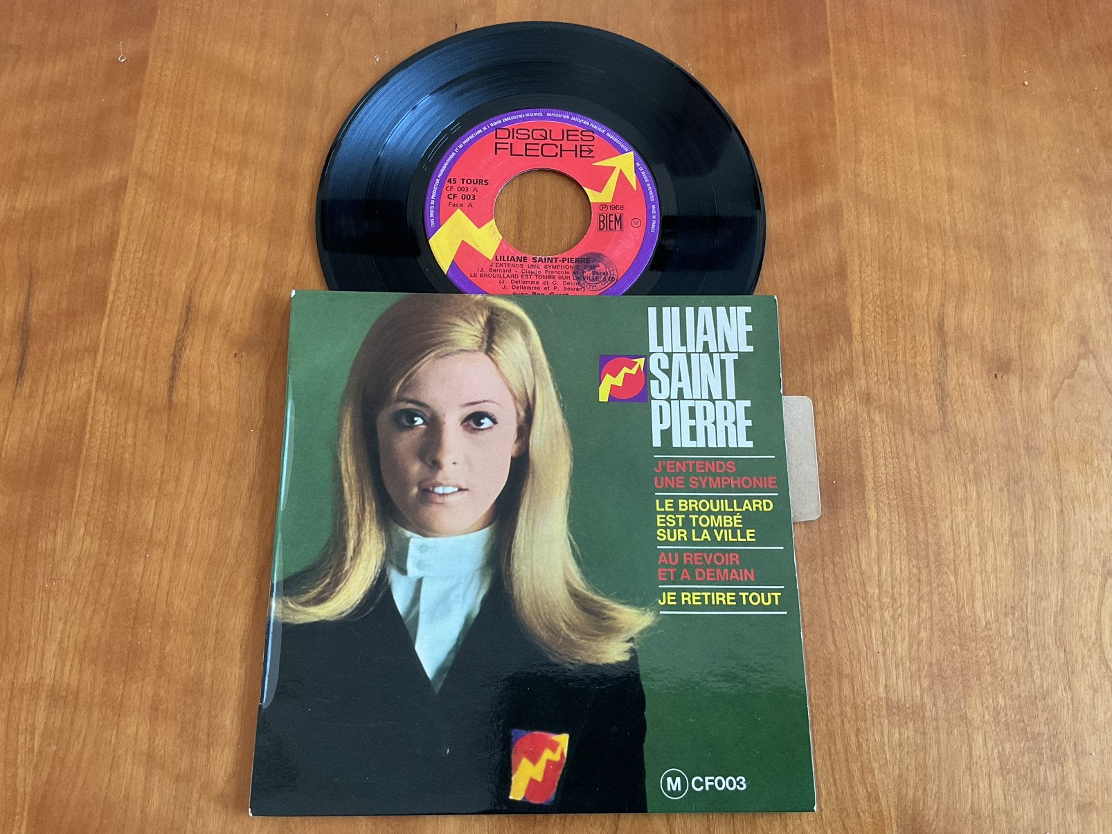 Liliane Saint Pierre - J’entends Une Symphony +3 EP, EP, Enlèvement ou Envoi, Utilisé