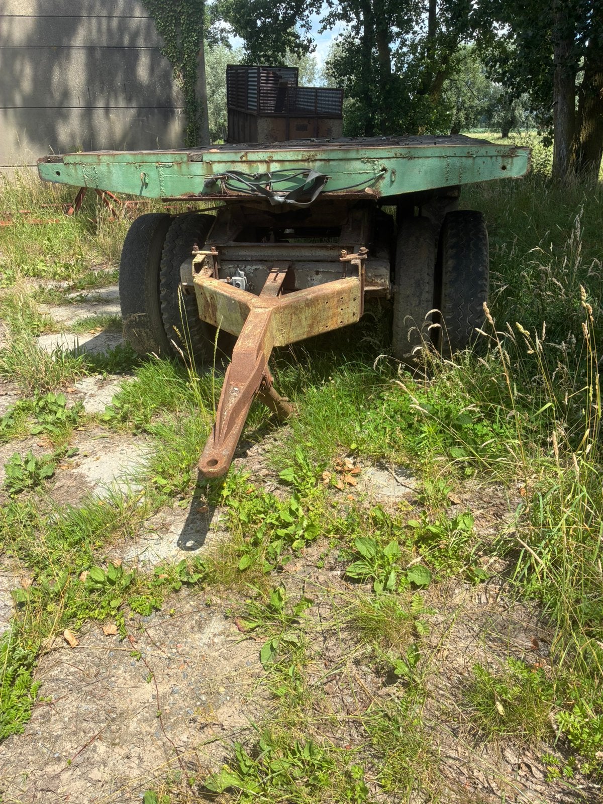 Oude landbouw machines, Enlèvement