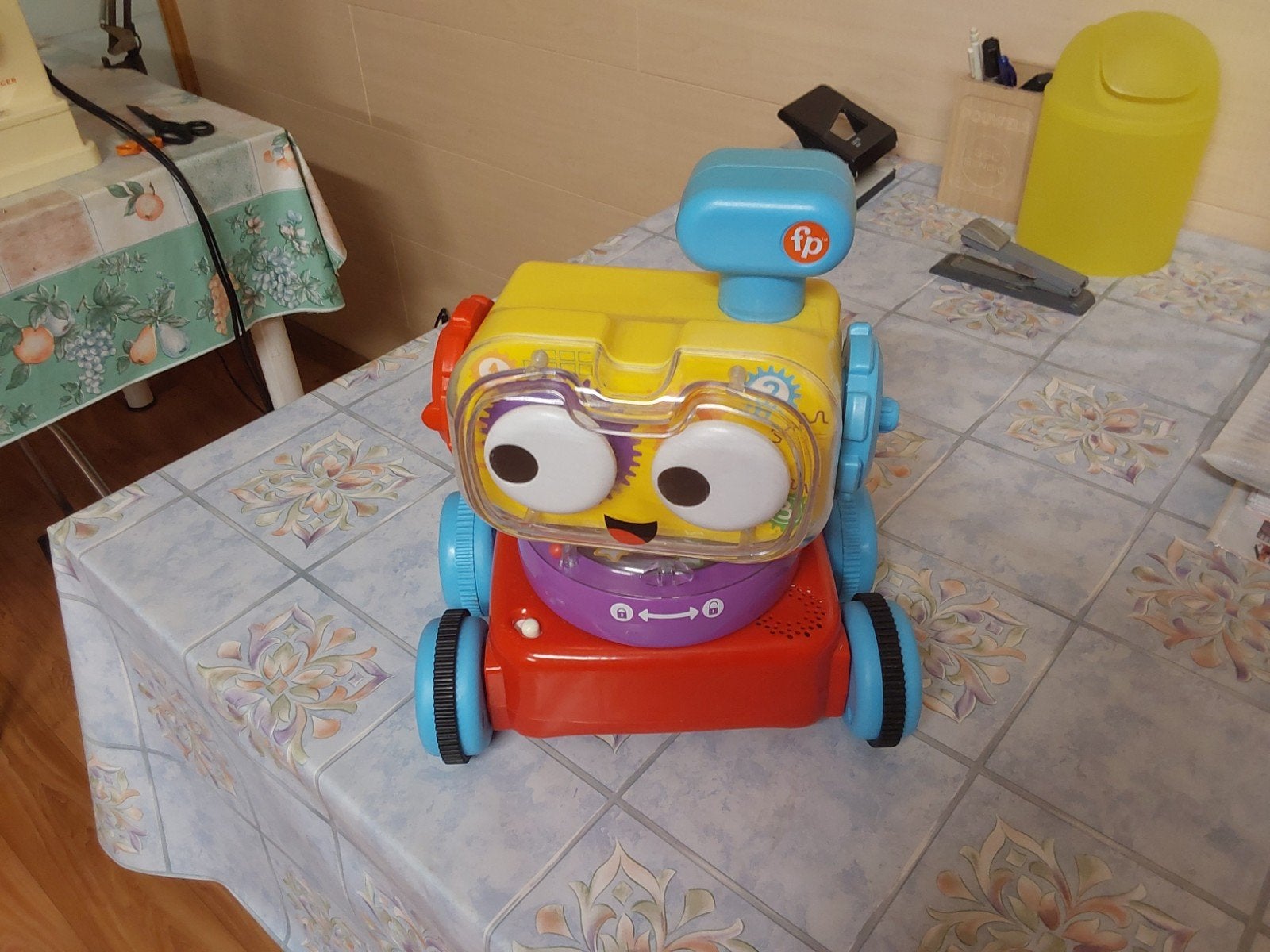 speelgoed robotje, Enlèvement