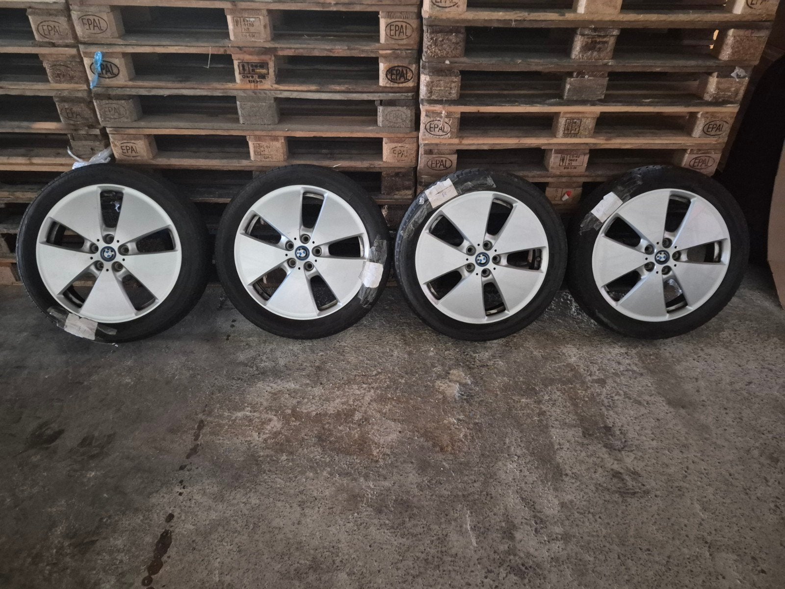 BMW i3 velgen  155/70 R19, Auto-onderdelen, Ophalen, Winterbanden, Velg(en)