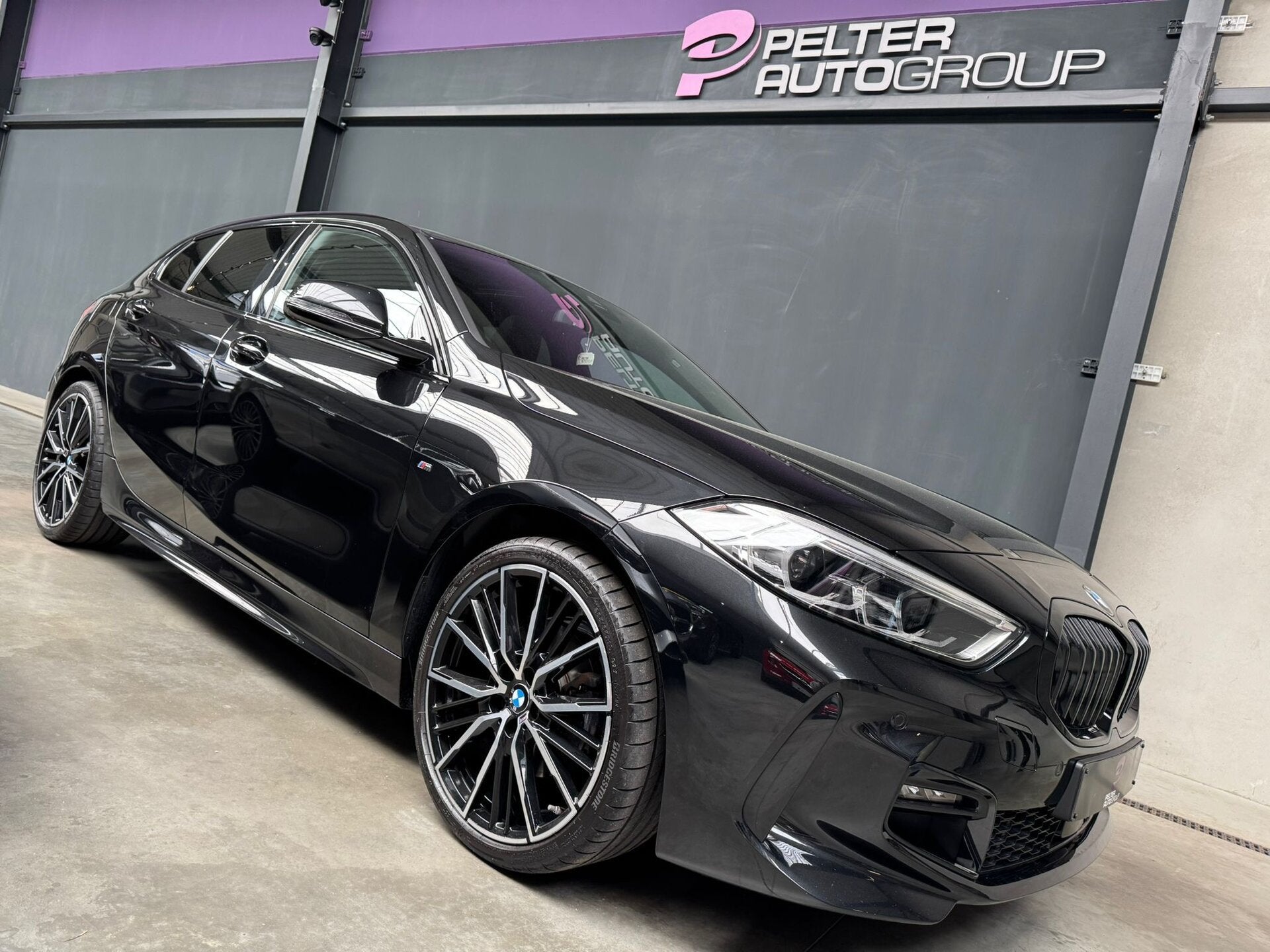 BMW 118 M Pakket Leder Nieuwstaat  32d km, Autos, BMW, Achat, Euro 6, Entreprise, 0 kg